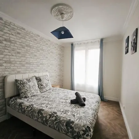 Apartment L'instant Remois